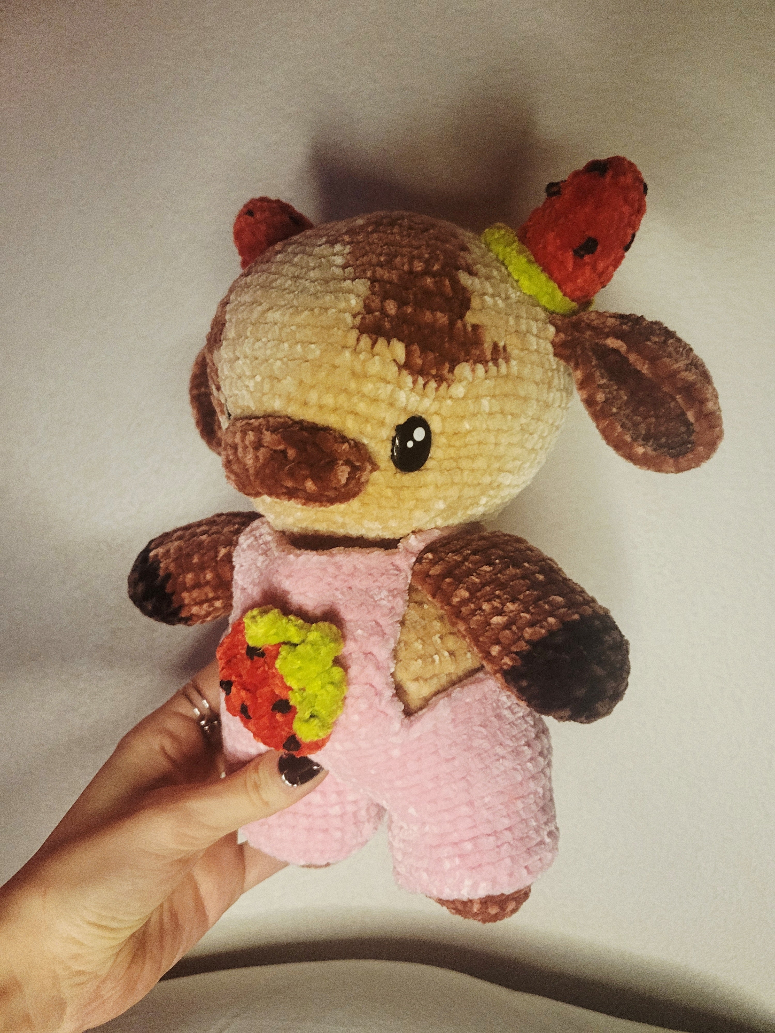 BRAINROTPOP Belle The Strawberry Cow